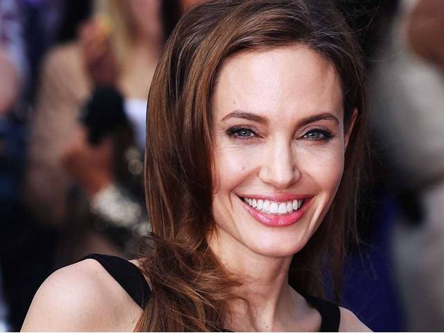 Angelina Jolie: Nejsem klidný člověk, při józe jsem trpěla