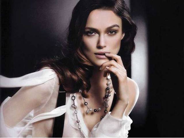 Keira Knightley ulítává na »braku«: Miluju červenou knihovnu!